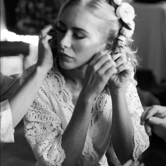 Le Rose Maxi Lace Bridal Robe - Picture 6 of 6